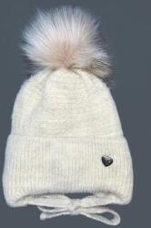  Vastag téli bojtos kötött sapka plüss béléssel, megkötővel - Bézs ezüst szív (42-44 cm)
