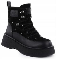 Goe Női bőr bakancs strasszokkal a platformon fekete Goe SS2N4140 38 (SS2N4140)