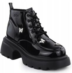 Goe Női bőr táska lakk pillangókkal fekete Goe SS2N4102 39 (SS2N4102)