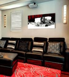  A legnagyobb maffiózók a képernyőn SCARFACE - TONY MONTANA szivarral a medencében