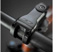 Merida Expert Team CC A-Head kormányszár (stucni), flattop, 31, 8x70 mm, +6 fok, alu, 176g, fekete