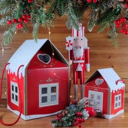  Karácsonyi Házikó - Piros magyalos - 20 x 20 x 30 cm