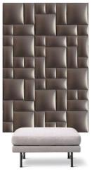 Kerma Design Előszobafal-7 házilag felrakható műbőr falpanelekből, szálcsiszolt effekt