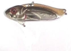 Strike Pro Cicada 5, 5cm/16, 7g Astro Vibe culoare JU007E Strike Pro (SP.PJG005B.JU007E)