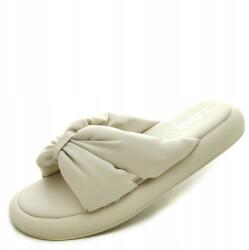 S. Barski Stílusos bézs női flip-flop papucs HY070-363 S. Barski (070-363)