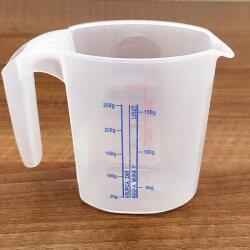  Műanyag mérőpohár, mércés kiöntő 250 ml - GÖ448 (GO448)