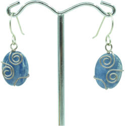  Egyedi kianit fülbevaló