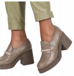 Casu Elegáns Női Bőr Mokaszin Oszlopon Kényelmes Lengyel Termék 41-es (7080060000410)