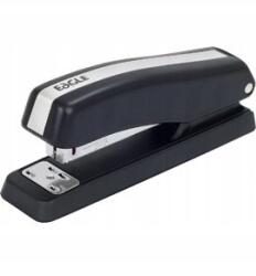 EAGLE Tűzőgép Eagle 930B fekete 24/6 10 lap Grand (ZA58)