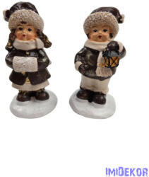  Barna téli ruhás karácsonyi figura