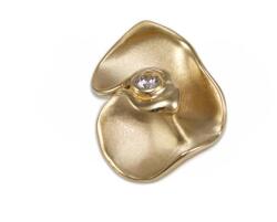 Ékszershop Matt köves virág futó arany medál (1331916)