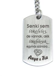 R.M. ékszer Senki sem tökéletes - Anya & Fia gravírozott acél kulcstartó (13222-RM-D)