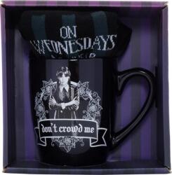 Pyramid Wednesday- bögre és zokni - ajándék szett (GP2400893) (GP2400893)