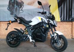 Motron BEMUTATÓMOTOR - MOTRON VIZION gleccser fehér, Le1-B