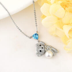 Platinával bevont maci nyaklánc égszínkék Swarovski kristályszívvel, gyönggyel (0052. ) (G100195E05Y)