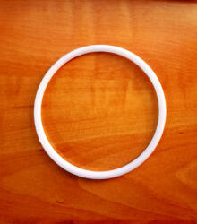  Behorgolható fehér műanyag karika, 10cm - 1db