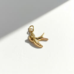 KÁRPÁTHY ékszer Fecske charm, aranyozott