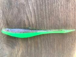 Realistic Shad Gumi Realistic Shad Matusiak Kolbász 12cm No. 001 Neon Fecske (KJ12 001)