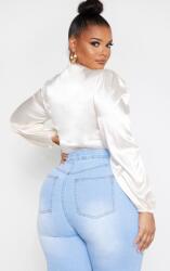 Prettylittlething Pretty Szatén Blúz Kötővel 54