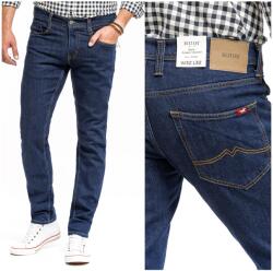 Mustang Oregon Tapered Férfi Farmer Nadrág, Size W33 L32, szűkített szárú (1014042 5000 940)