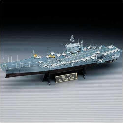 Academy Hajómodell-készlet 14210 - USS CV-63 KITTY HAWK (1: 800)