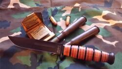 KA-BAR Cuțit cu lamă fixă KA-BAR® Short USMC