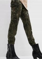 Bonprix 42-es Állatmintás Nadrág, 80% poliészter, 15% viszkóz, zöld színű