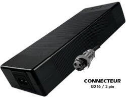  Töltő 60V (67.2V 2Ah) GX16-3P csatlakozóval