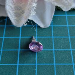  FÜL141A - Arany színű pink köves beszúrós fülbevaló fém rögzítővel