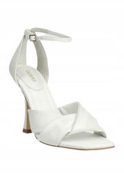 Guess Női Szandál Guess Hyson 10 cm fehér klasszikus 40-es méret (FL6HYSLEA03-WHITE)