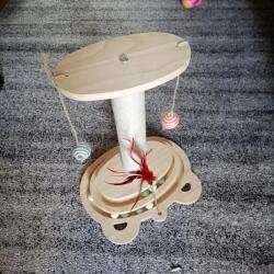  Kaparófa macskáknak, fából, 46x36 cm (Drapak dla kota)