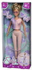 Simba Toys Steffi cu cerc hula-hoop (105733619) Papusa