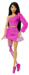 Mattel Barbie prietene trendy - păpușă cu păr închis la culoare (HYV26) Papusa