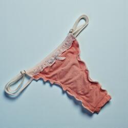 Lucifer állítható pántos tanga CSIPKÉS-KÖVES Mályva 108048