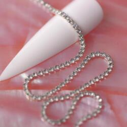 Zodiac Strasszköves körömdíszítő lánc Crystal 20cm