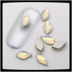 Zodiac Swarovski formakő flame White Opal