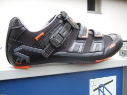 KTM Cipő Factory Road Carbon 42