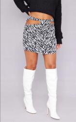 Prettylittlething TC13307 Plt Aszimmetrikus Mini Szoknya (41) M