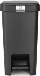 Brabantia StepUp pedálos szemetes lecsapódásgátló fedővel, 16L, 91% újrahasznosított műanyag, sötétszürke (800306)