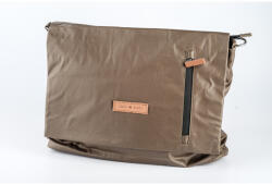 Greenburry vízálló anyagból és cipzárból készült unisex oldaltáska