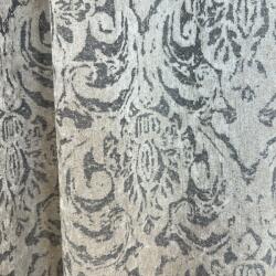 FüggönyFutár Webáruház Levant - Szürke színű barokkmintás zsenília dekorfüggöny, egyedi méretre, készre varrjuk