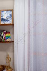 FüggönyFutár Webáruház Fehér alapon apró beszövésekkel díszített sablé függöny, egyedi méretre, készre varrjuk