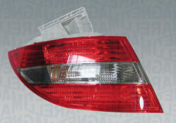 Mercedes-Benz Mercedes CLC 2008- CL203 - Hátsólámpa bal külső kpl. PY21W/P21W/P21/5W