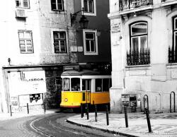 agmART Fotótapéta Házak Tramvaj Épületek Utca 380x256 (Fototapety agmART)