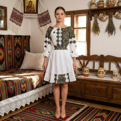 Ie traditionala Rochie Traditionala stilizata cu Laura 22