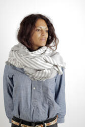 Global Licence Srl Cecilia Gallerani sál - 140x140 cm - gyöngyházszürke, fehér