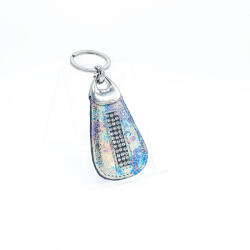 Amnisu ezüst hologramos swarovski köves bőr kulcstartó h3009