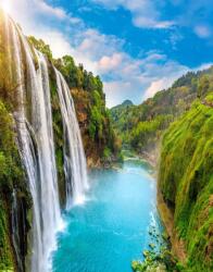  MÉDIA Cascada46 Vízesés a dombon matrica fotótapéta, 135 x 225 cm