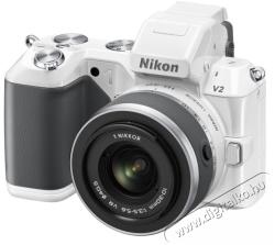 Nikon 1 V2 Zoom Kit + 10-30mm