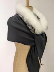  Poncsó sál kendő rókaprém gallérral